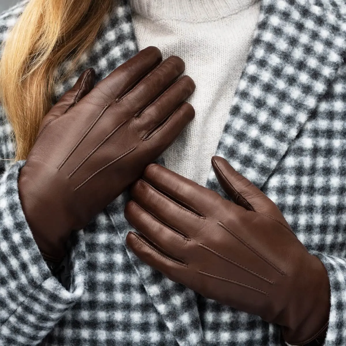 Francesca (brown) - Italian lambskin leather gloves with brown rabbit fur lining
