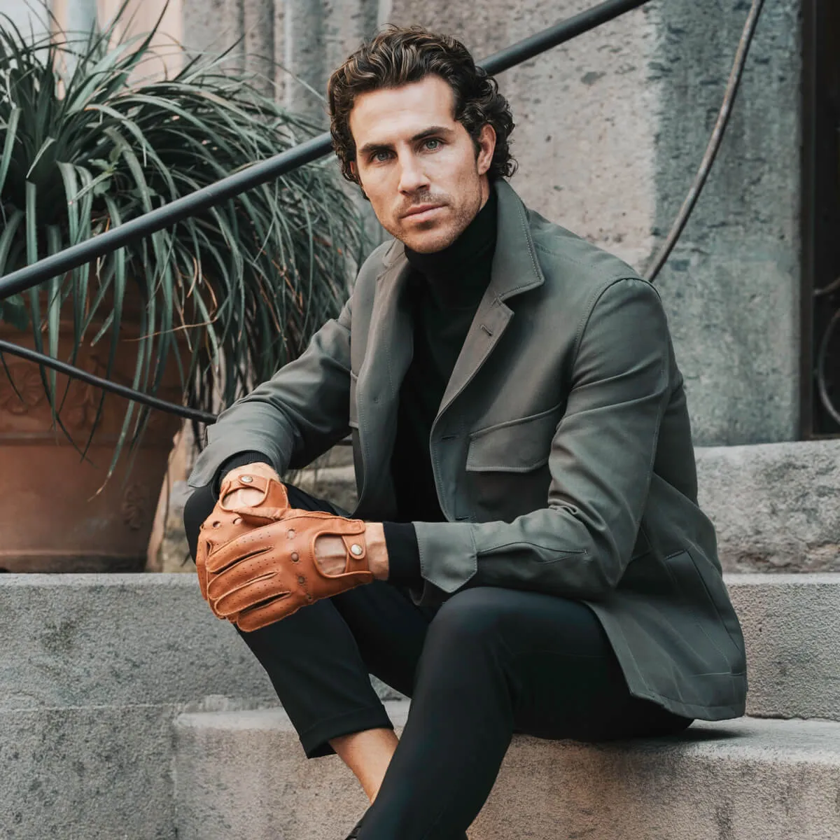 Leonardo (brown) - Italian driving gloves made of American deerskin leather