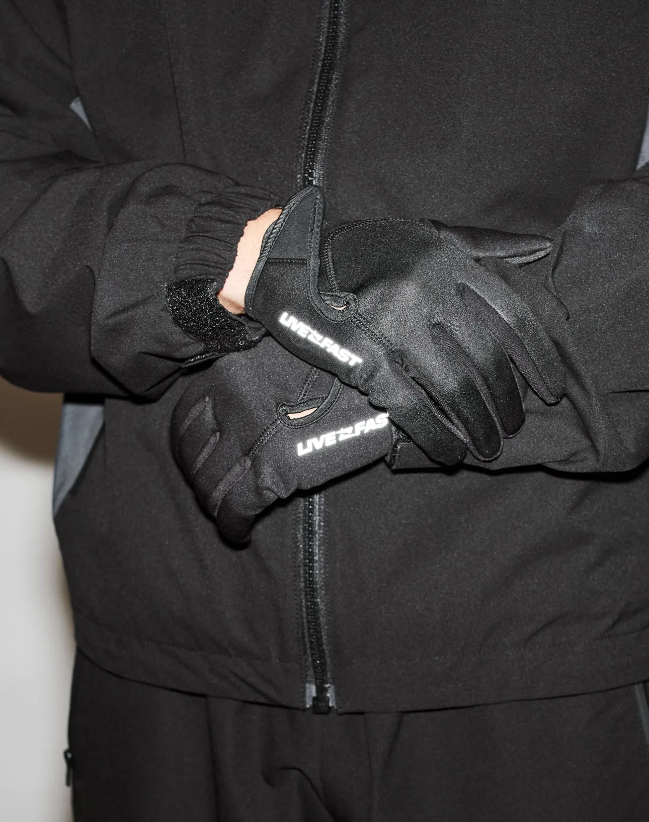 Live Fast Gloves