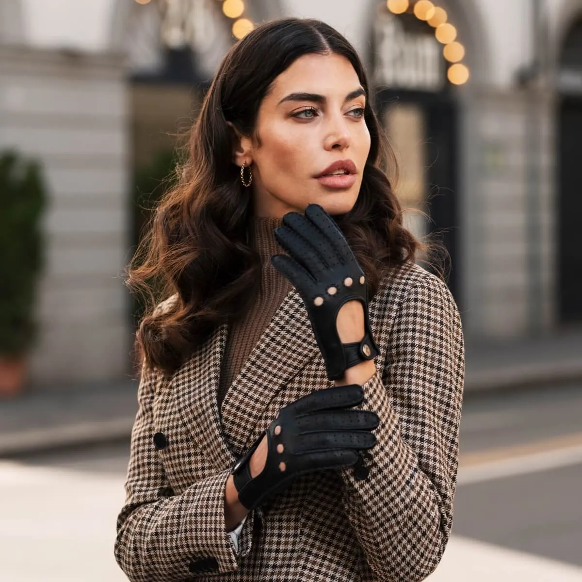 Maria (black) - Italian driving gloves made of American deerskin leather
