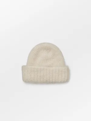 Oma Beanie