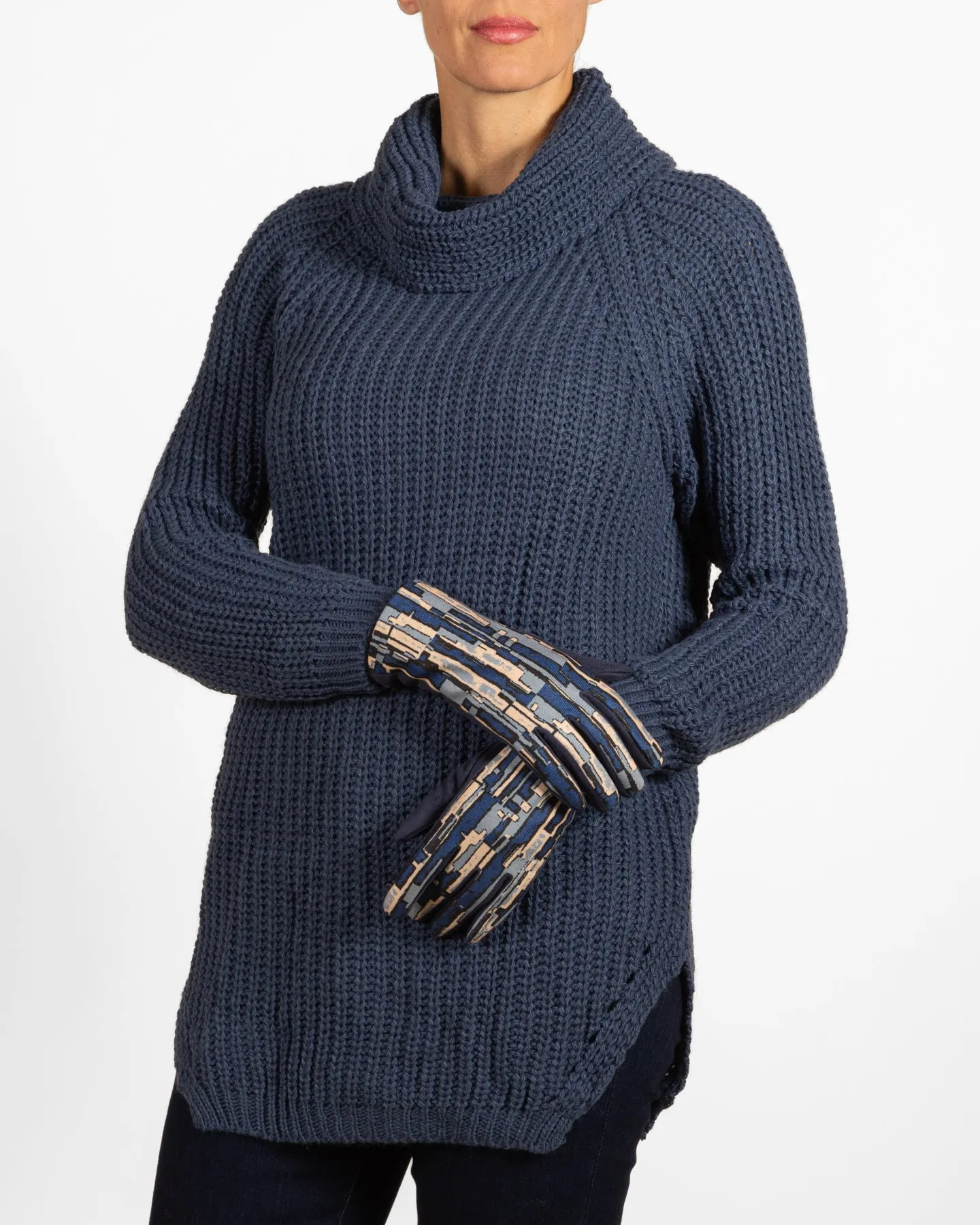 Patterned Blue Gloves with Touchscreen Compatibility