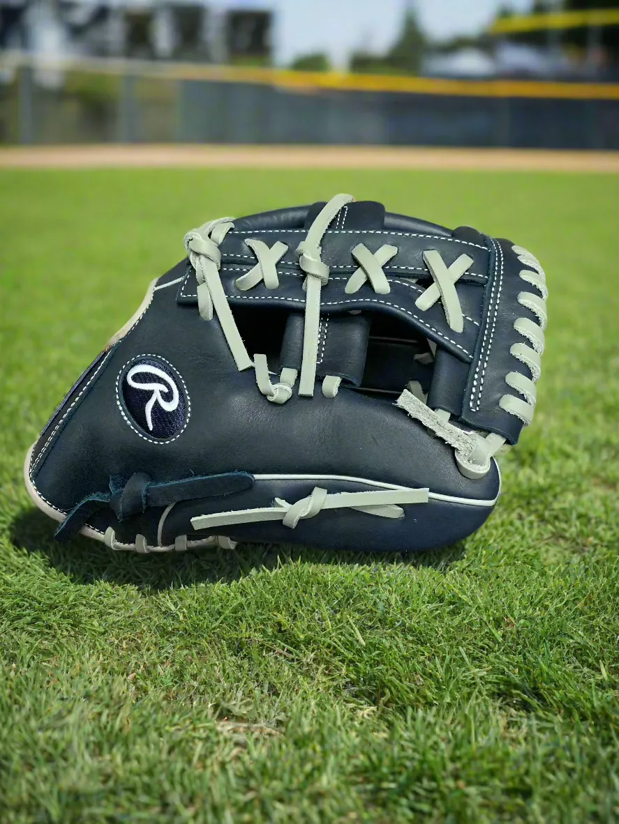 Rawlings Exclusive Gamer XLE GXLE205-32N 11.75" Baseball Glove