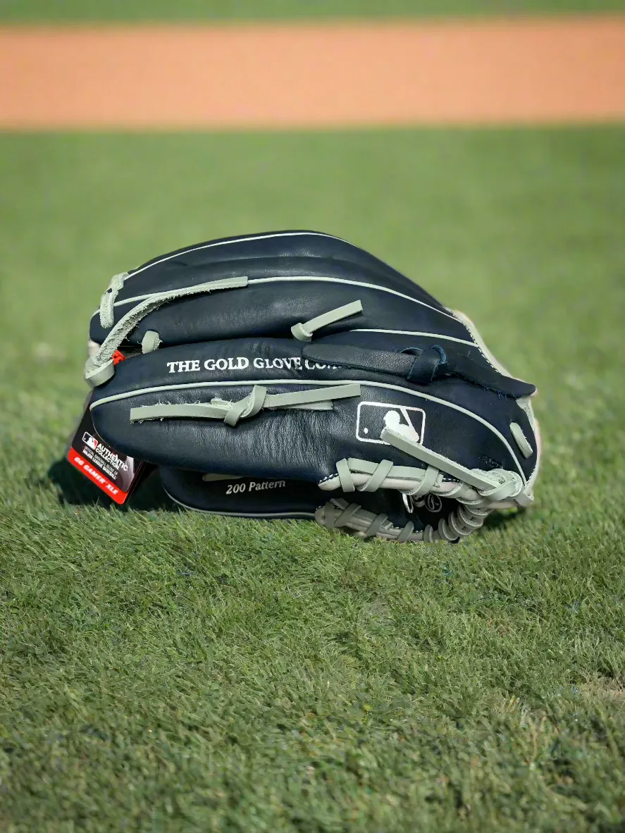 Rawlings Exclusive Gamer XLE GXLE205-32N 11.75" Baseball Glove