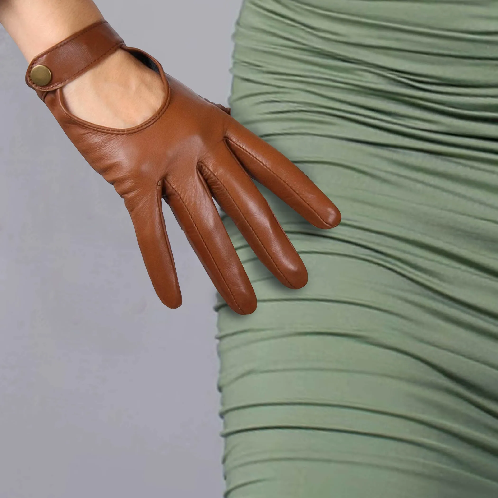 Touch Screen Genuine Leather Biker Gloves with Button (19cm)