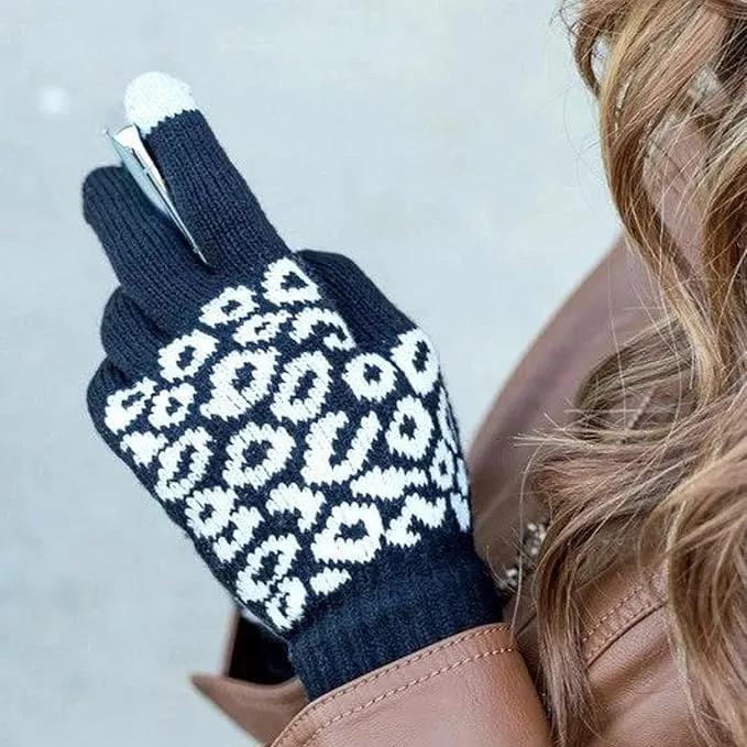 Winter Gloves - Touchscreen Compatible Texting gloves, Warm & Cozy, Leopard Print, Unisex Design - Stylish Fashion Gloves for Snow Cold Weather